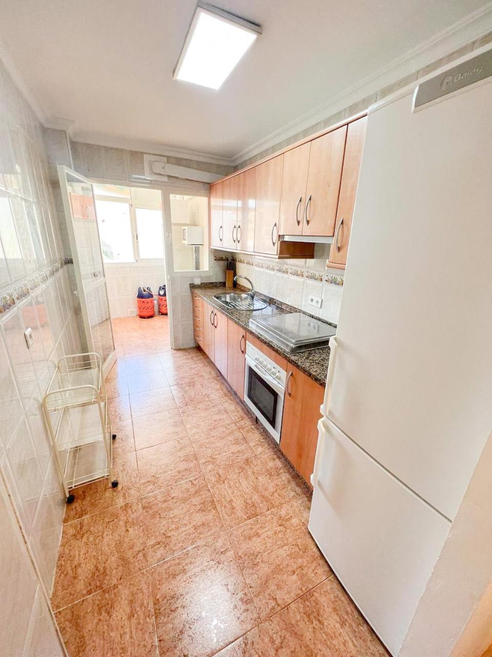 Large & Cozy Centrally Apartment Торемолинос Екстериор снимка