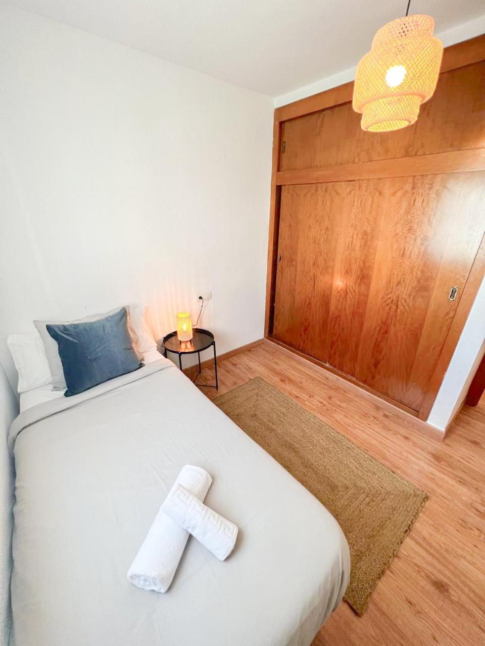 Large & Cozy Centrally Apartment Торемолинос Екстериор снимка