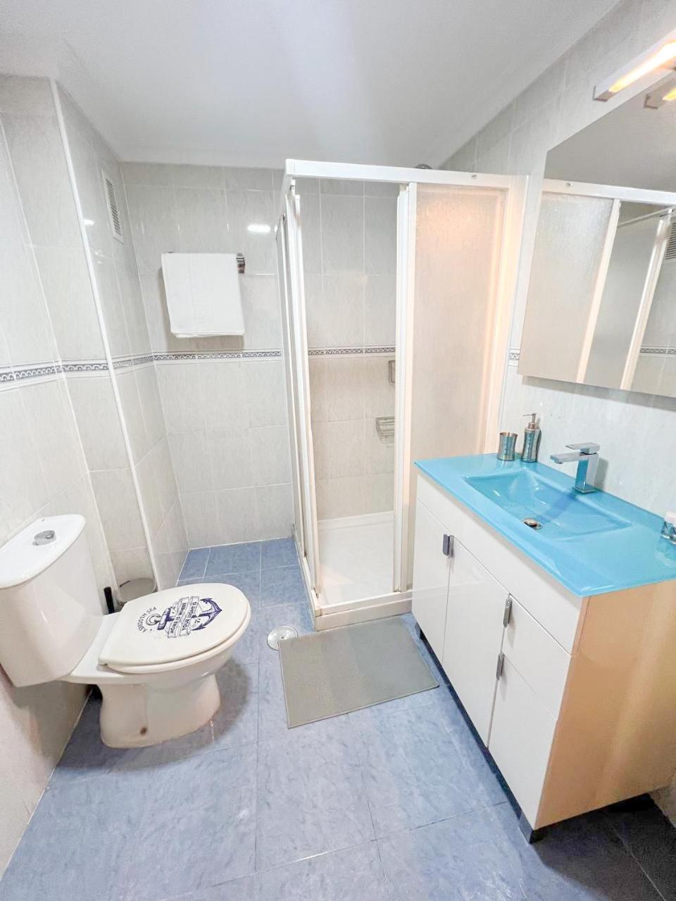 Large & Cozy Centrally Apartment Торемолинос Екстериор снимка
