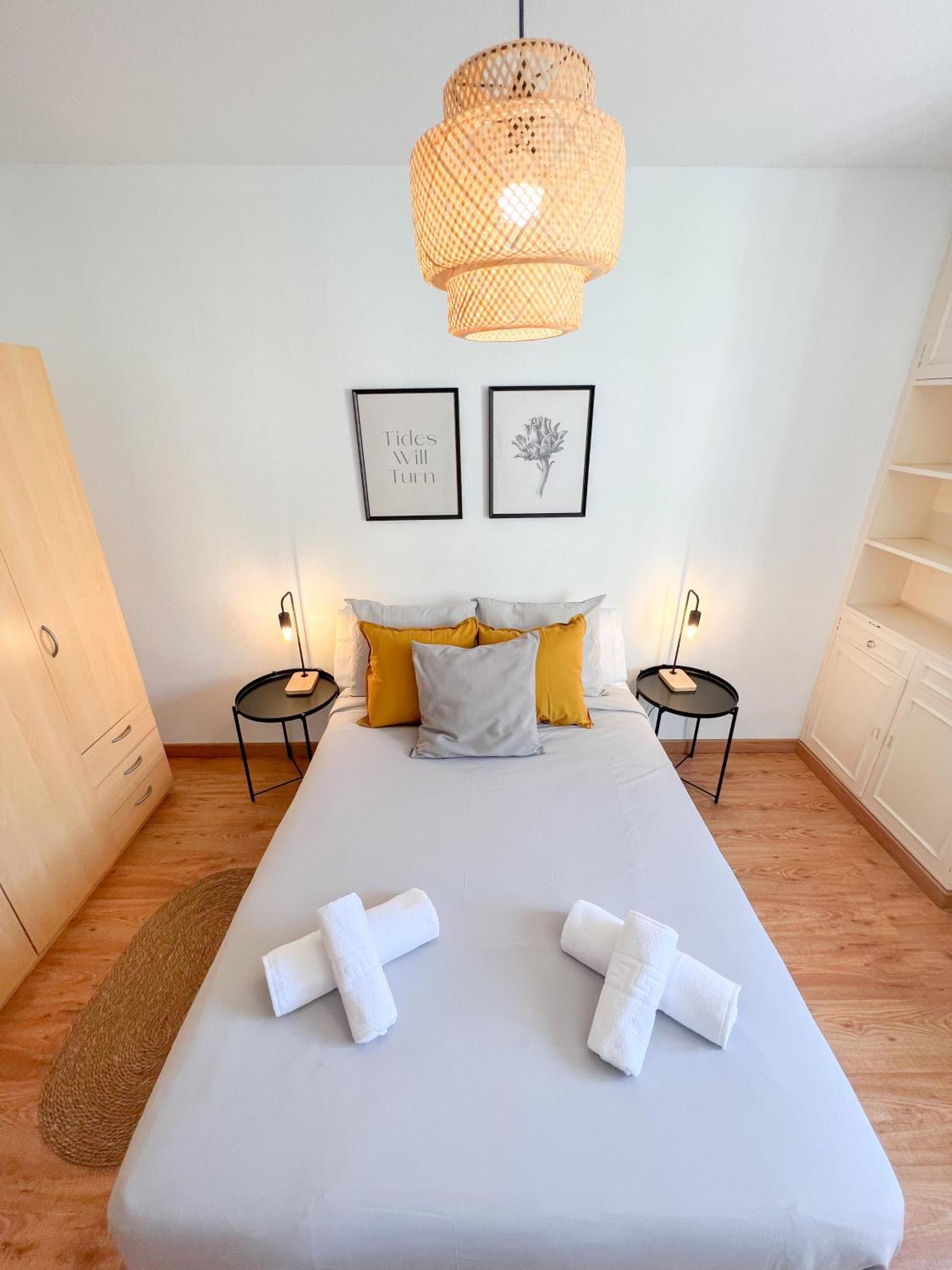 Large & Cozy Centrally Apartment Торемолинос Екстериор снимка